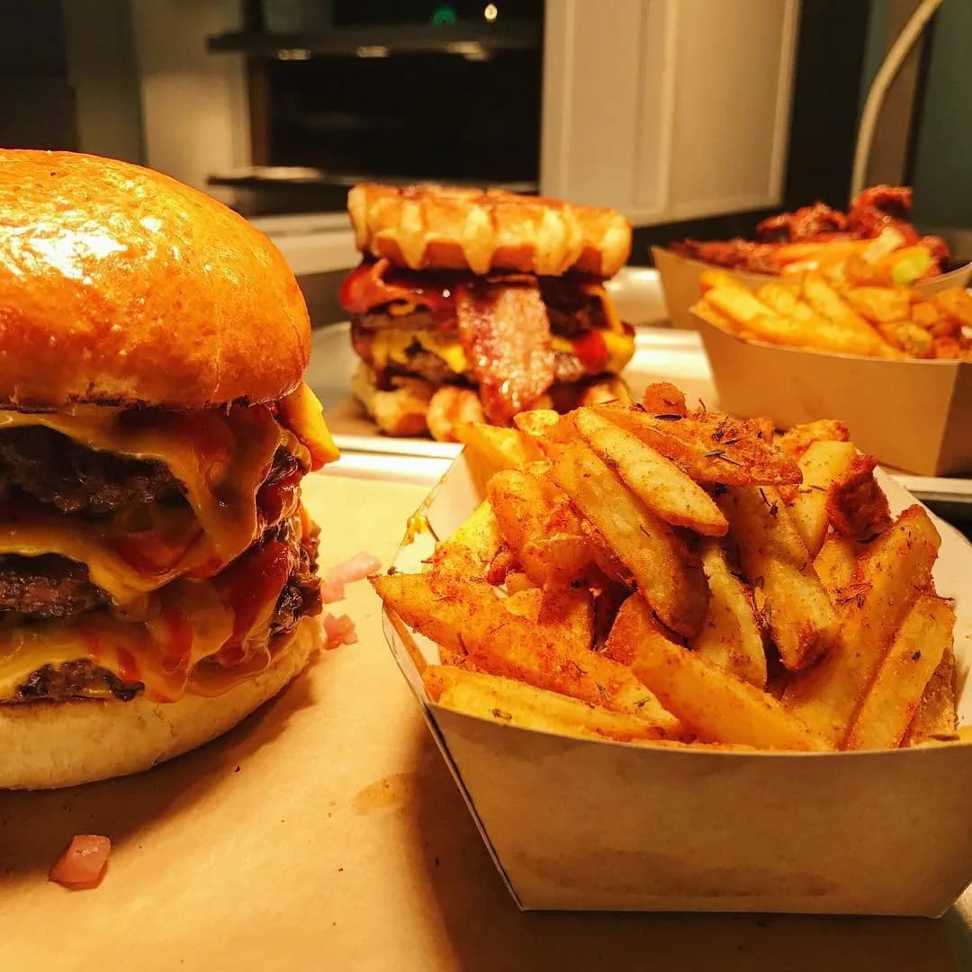 Burger7 food
